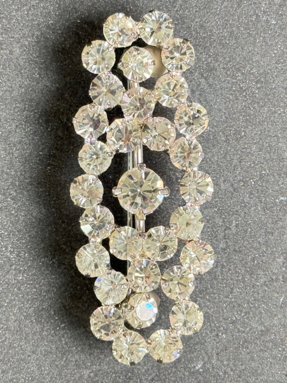 VINTAGE Sparkling Clear Rhinestone Bar Brooch - Picture 4 of 5